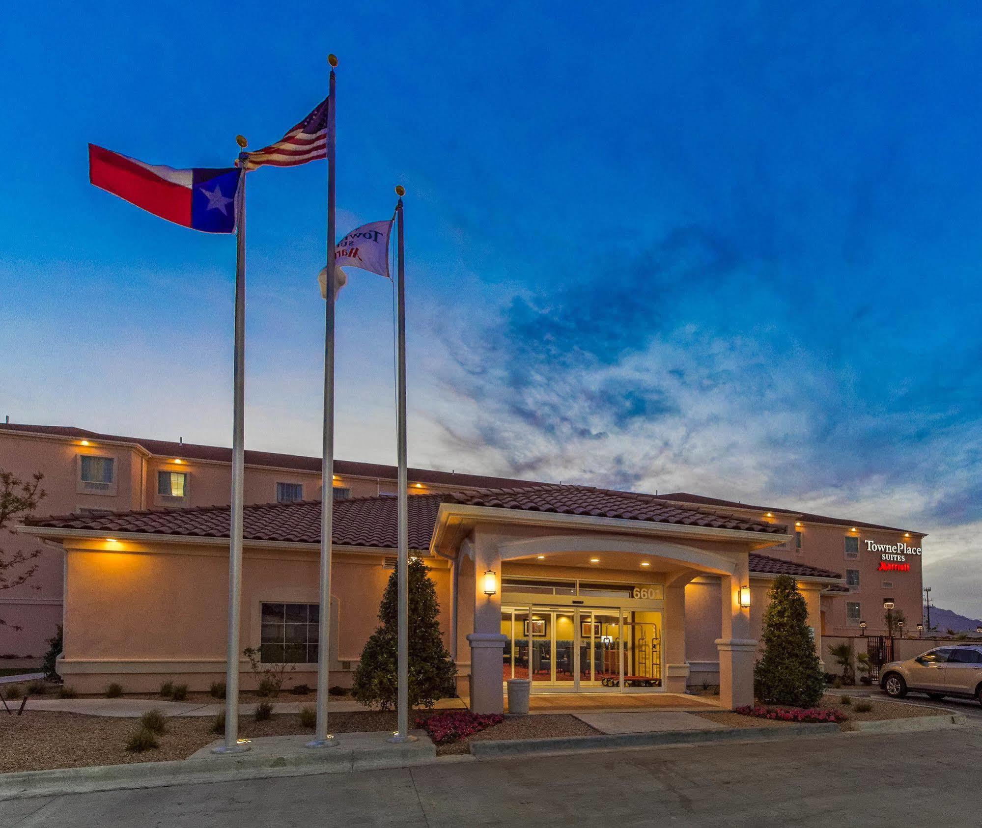 Towneplace Suites By Marriott El Paso Airport Exterior photo